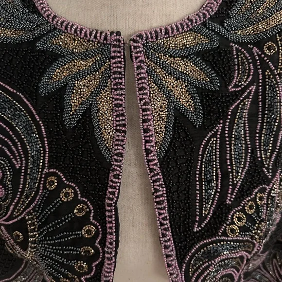 Carolyne Barton Bolero Style Jacket - Picture 5 of 5